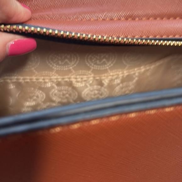 Michael Kris Selma Mini Bag Tan Like New - Picture 10 of 11